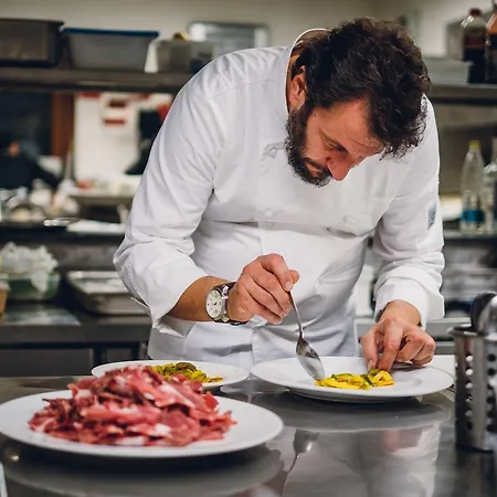 Ultimo Borgo Hotel Settimo Torinese